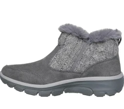 Relaxed Fit: Easy Going - Cozy Inn